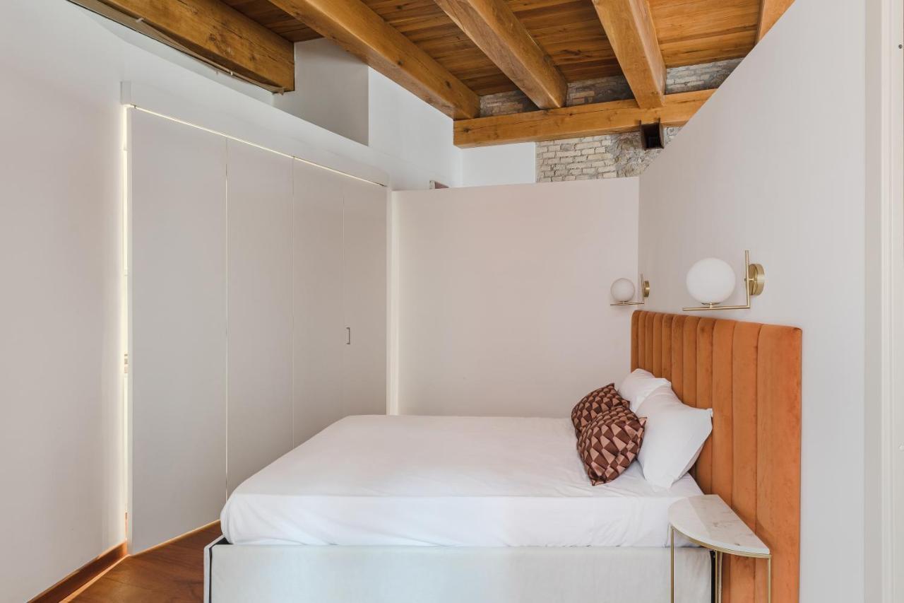 Torre Capranica Lejlighedshotel Rom Eksteriør billede